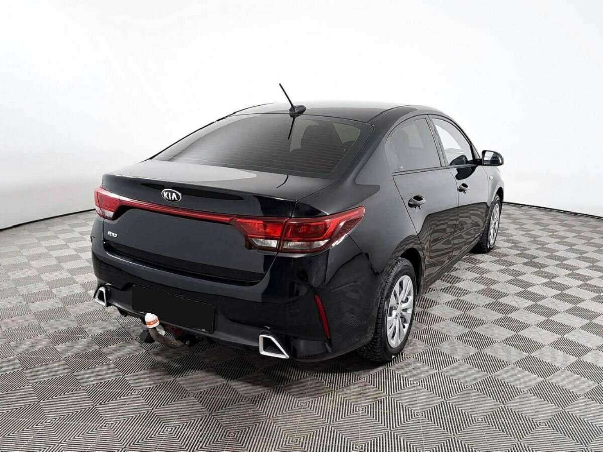 Kia Rio с пробегом — 2020 год. Фото: #4
