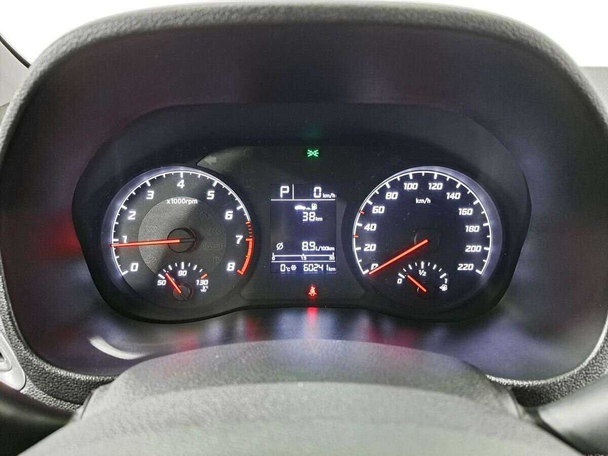 Hyundai Solaris с пробегом — 2021 год. Фото: #11