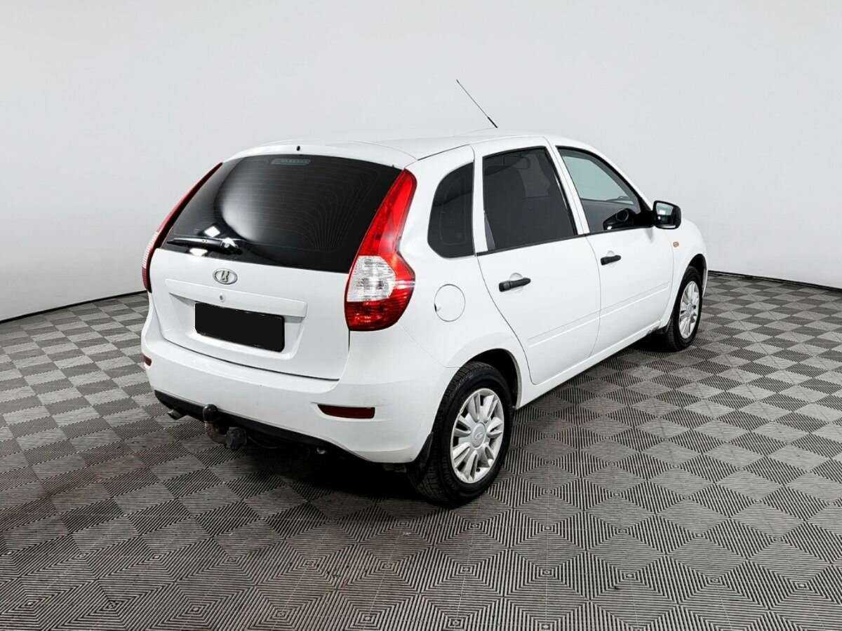 Lada (ВАЗ) Kalina с пробегом — 2015 год. Фото: #4