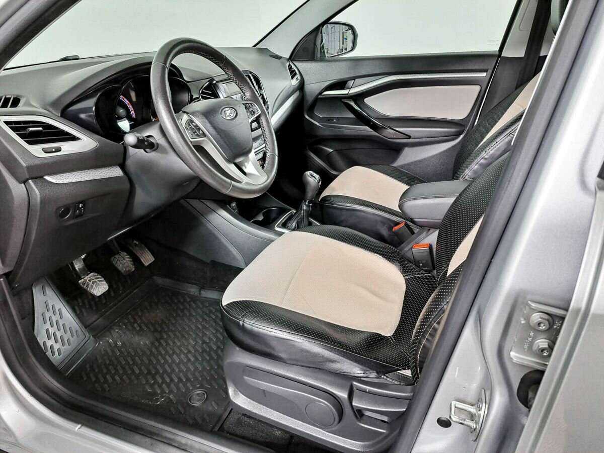 Lada (ВАЗ) Vesta с пробегом — 2020 год. Фото: #11