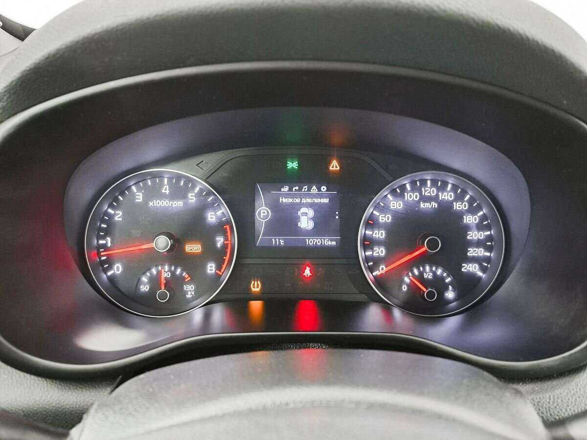 Kia Sportage с пробегом — 2016 год. Фото: #8