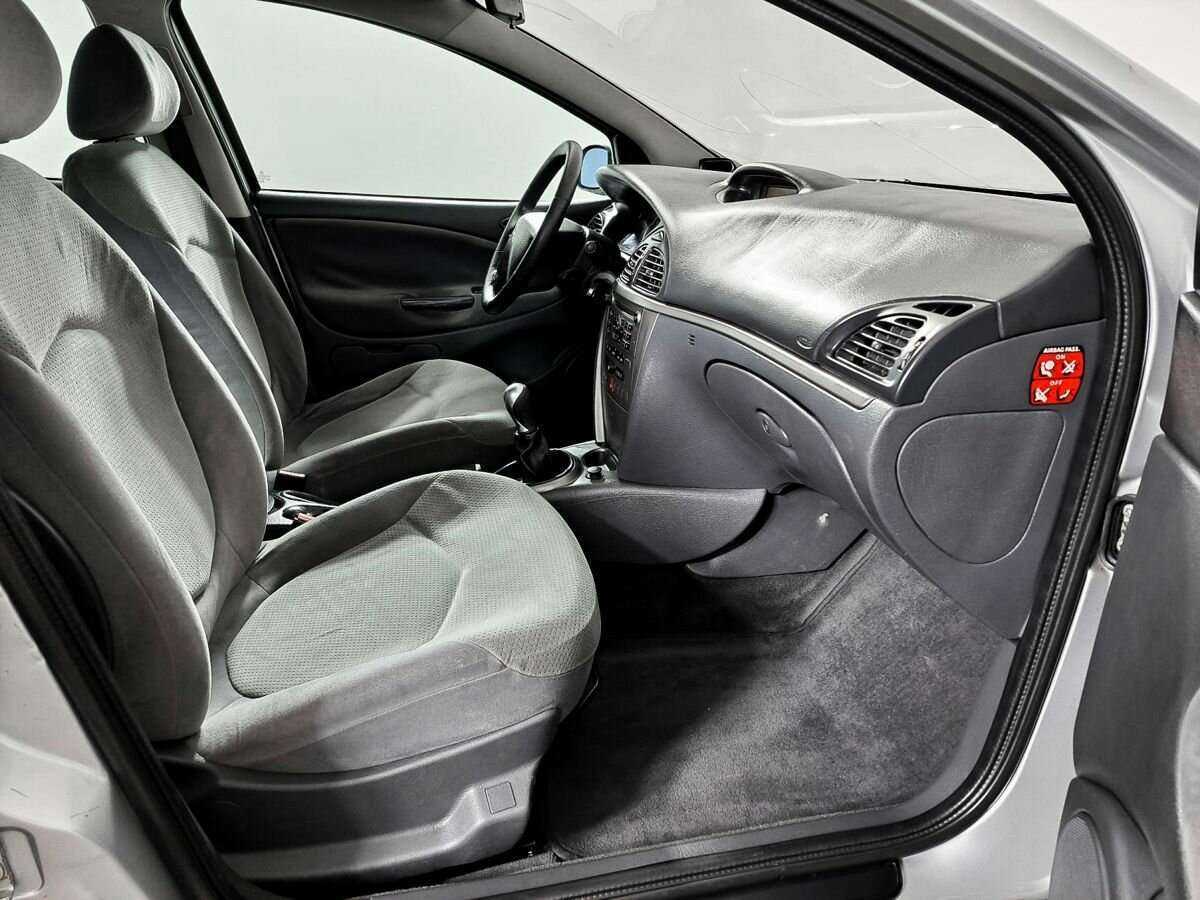 Citroen C5 с пробегом — 2005 год. Фото: #7