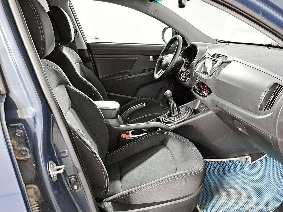 Kia Sportage с пробегом — 2011 год. Фото: #6