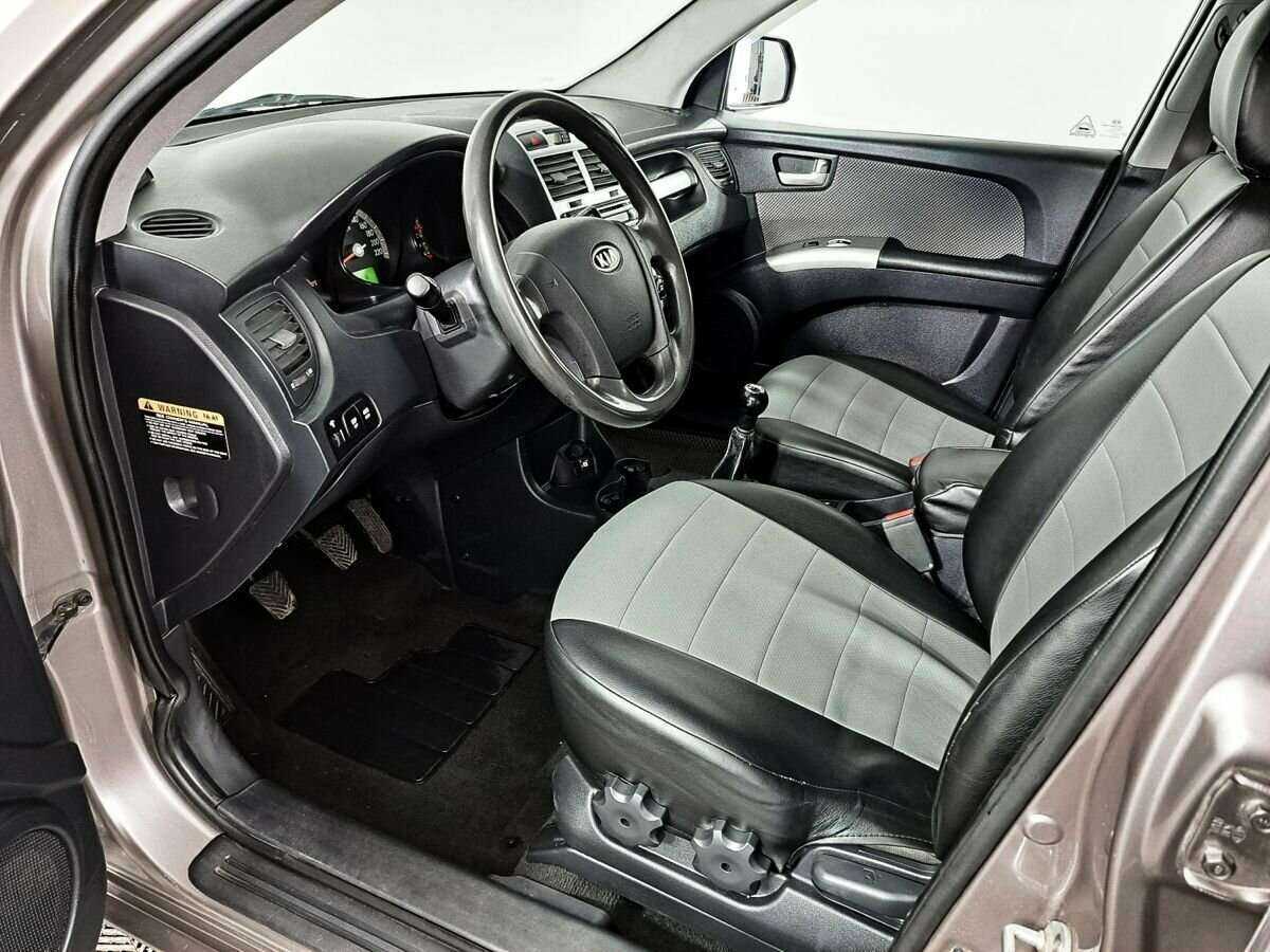 Kia Sportage с пробегом — 2008 год. Фото: #11