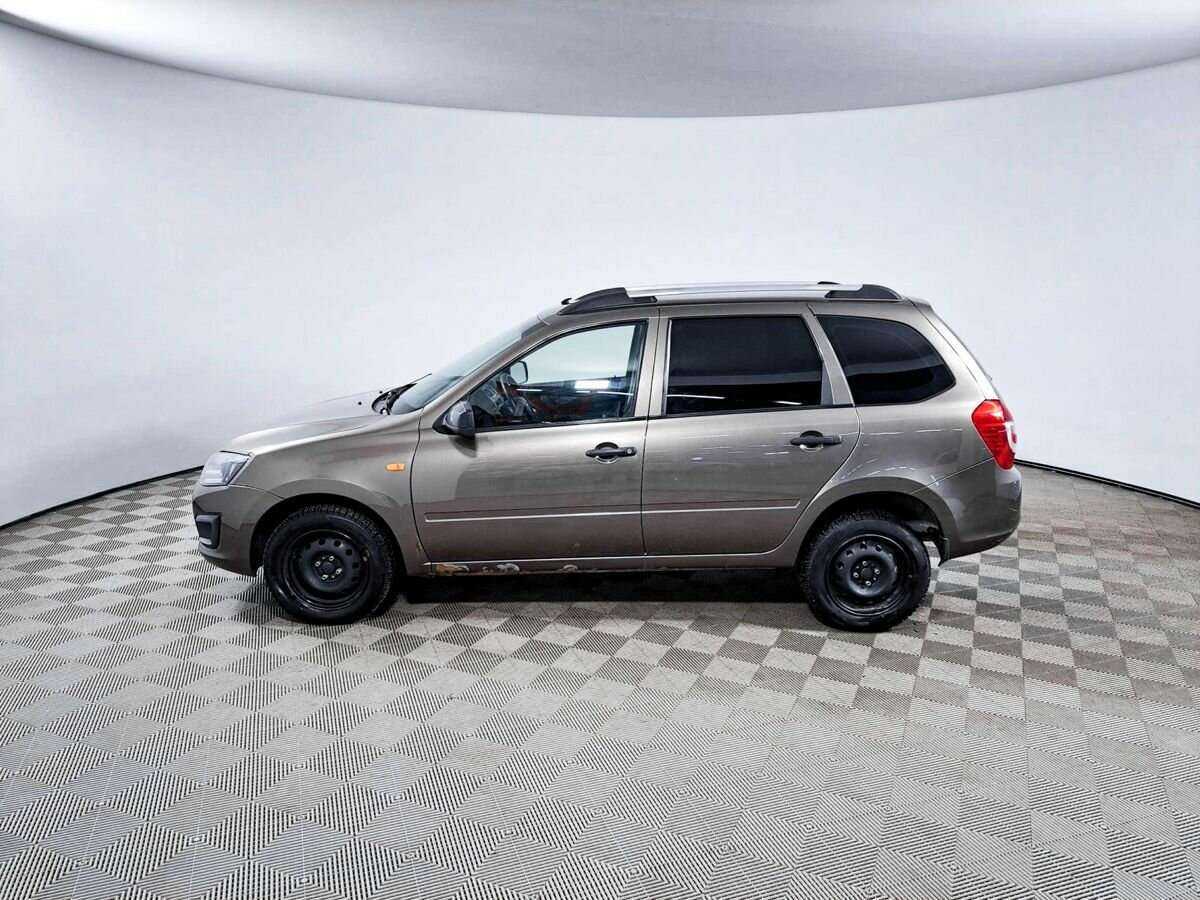 Lada (ВАЗ) Kalina с пробегом — 2015 год. Фото: #7