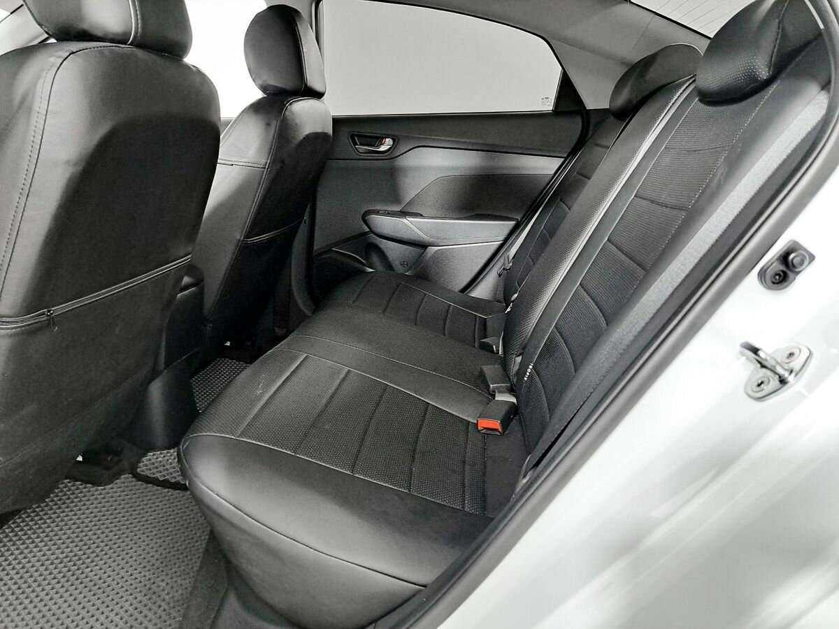 Hyundai Solaris с пробегом — 2019 год. Фото: #9