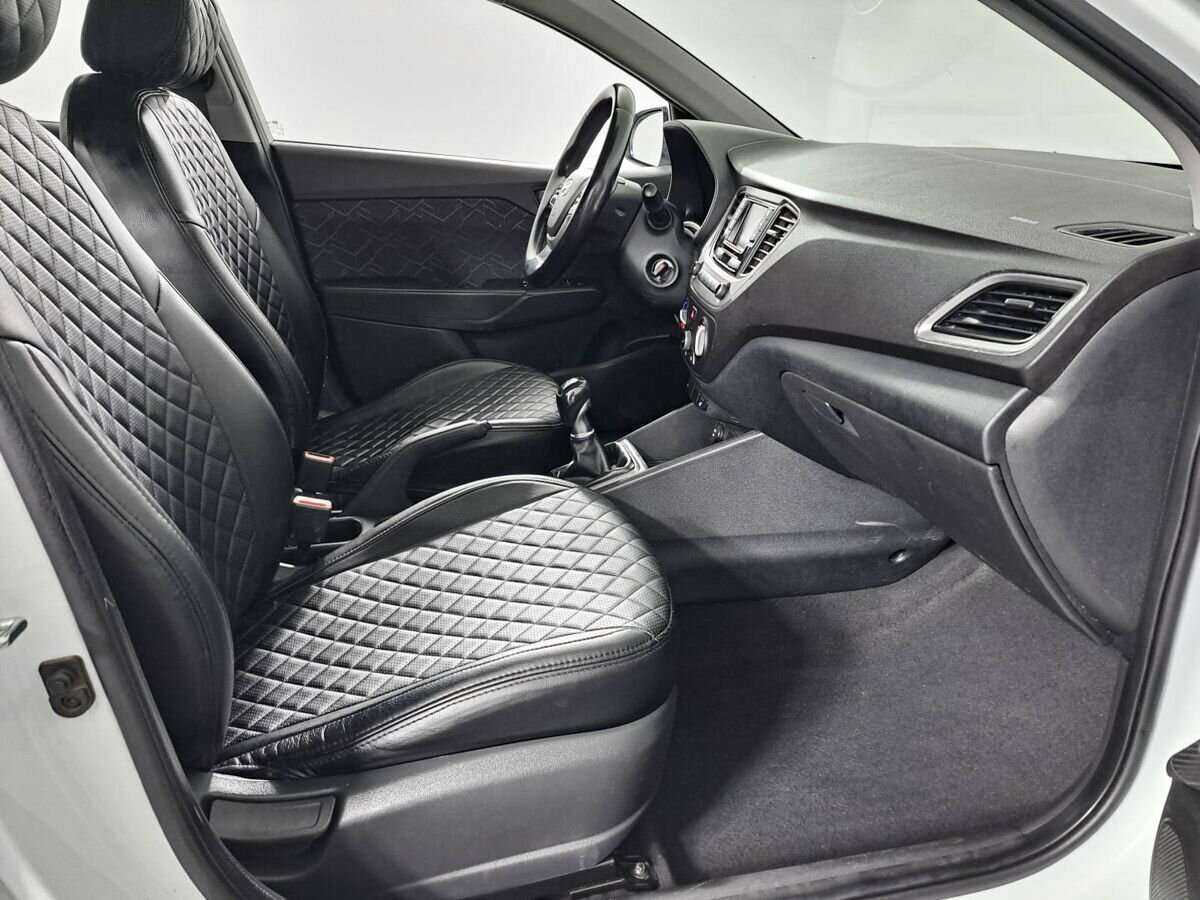 Hyundai Solaris с пробегом — 2017 год. Фото: #10