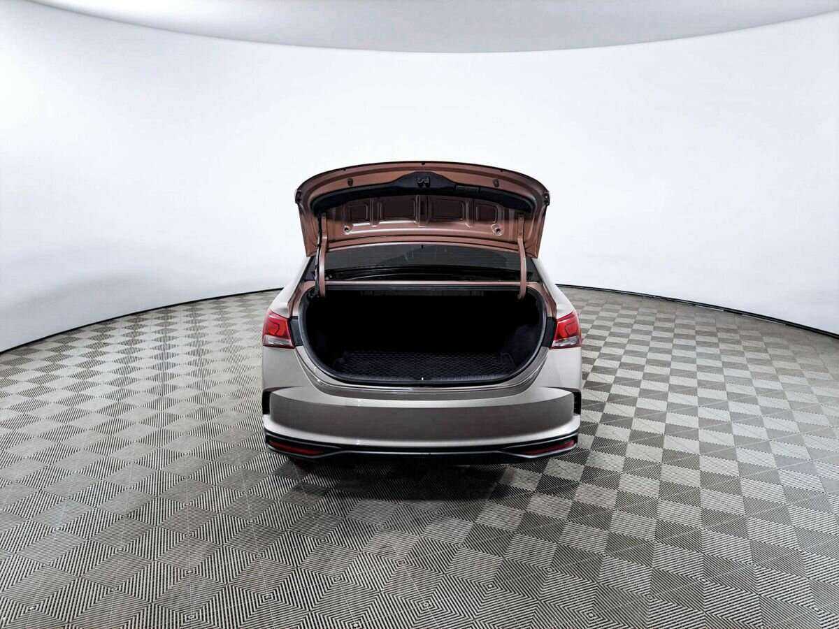 Hyundai Solaris с пробегом — 2020 год. Фото: #9