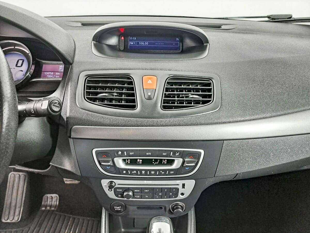 Renault Megane с пробегом — 2013 год. Фото: #12