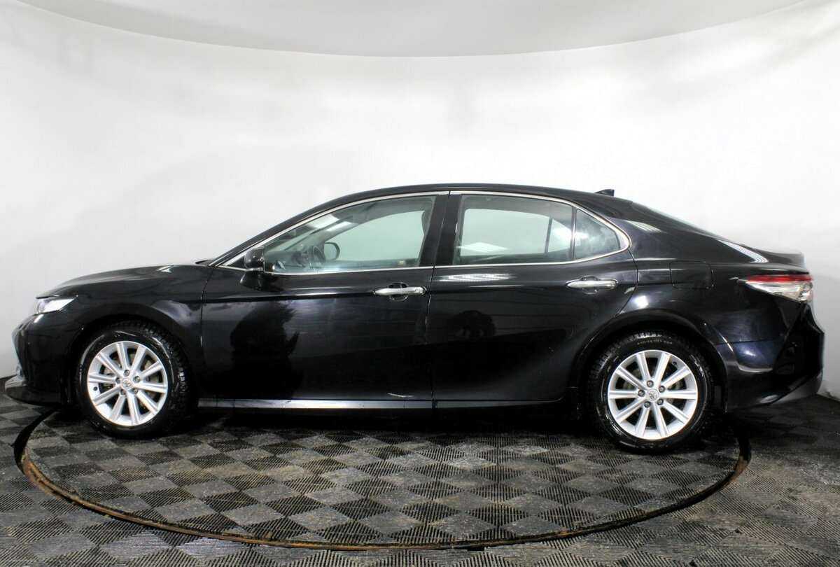 Toyota Camry с пробегом — 2020 год. Фото: #7