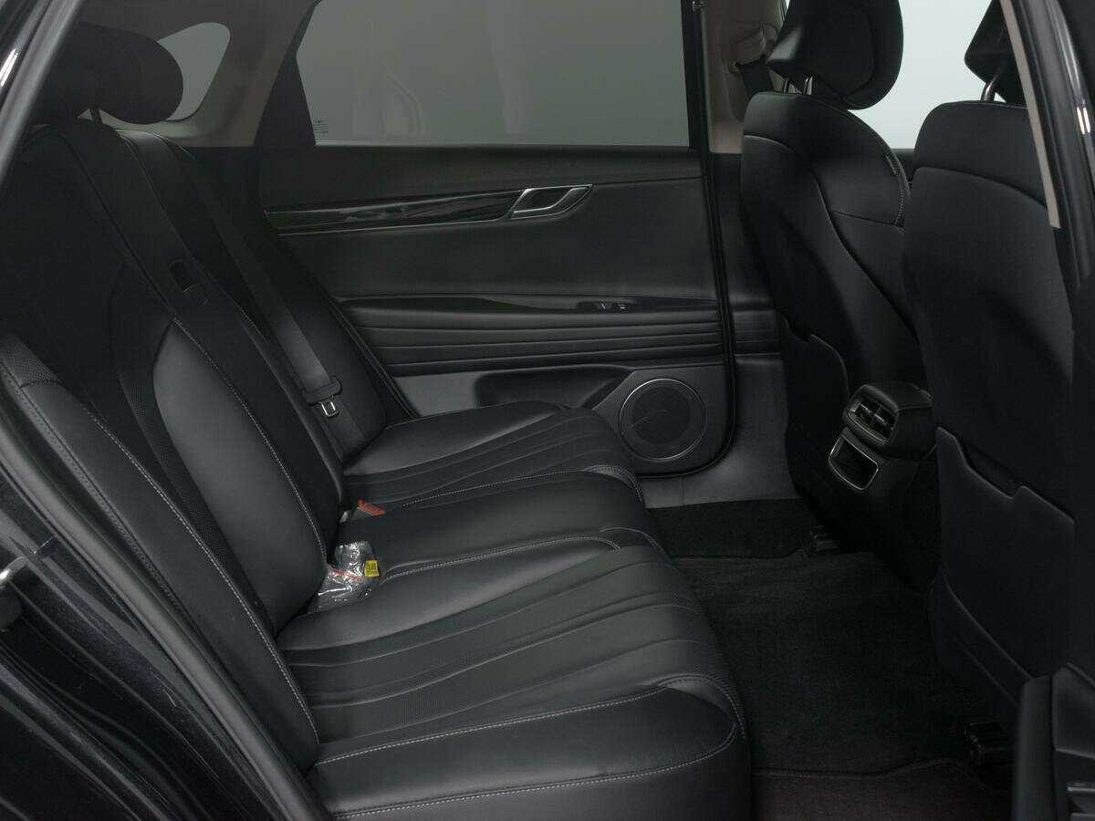 Genesis G80 с пробегом — 2022 год. Фото: #13