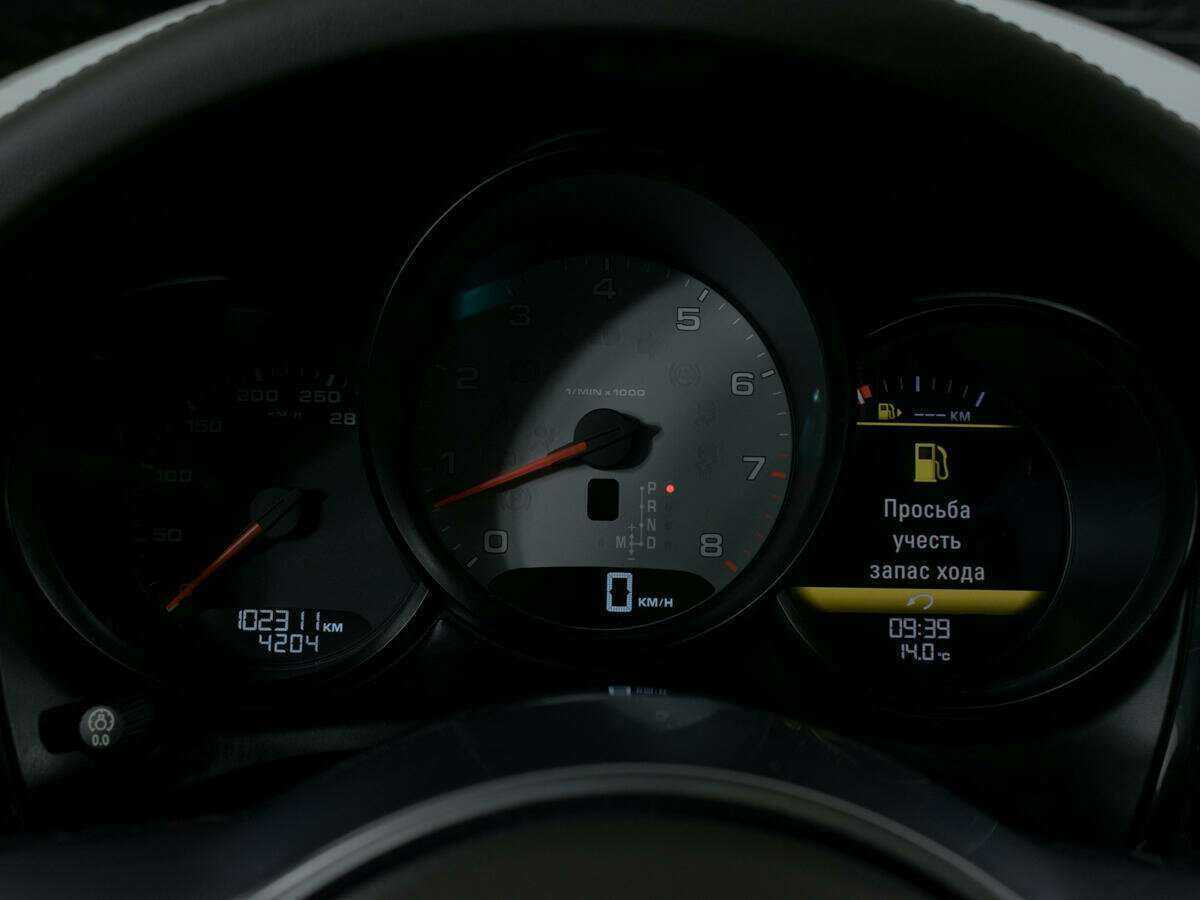 Porsche Macan с пробегом — 2014 год. Фото: #14