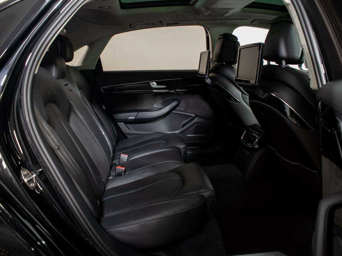 Audi A8 с пробегом — 2016 год. Фото: #7