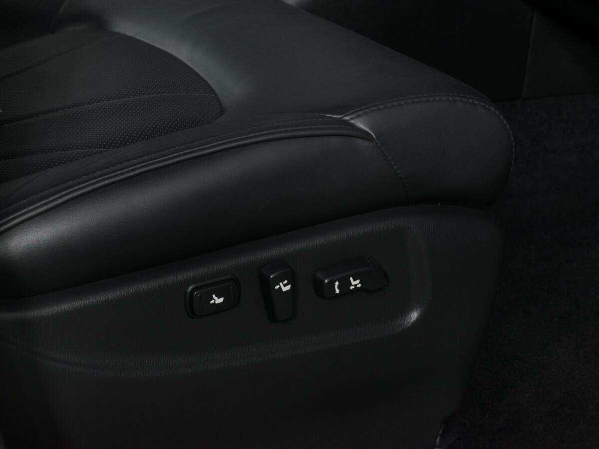 Infiniti QX56 с пробегом — 2011 год. Фото: #17