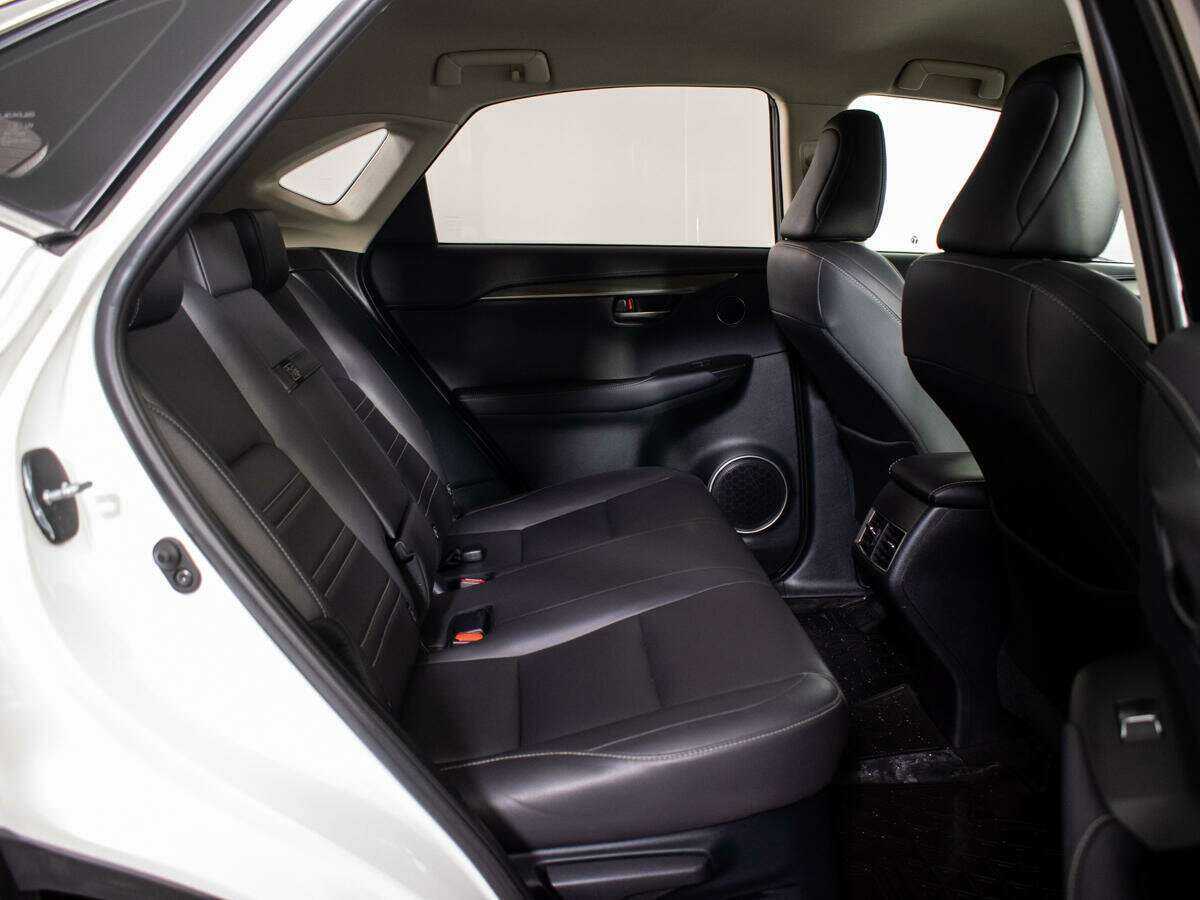 Lexus NX с пробегом — 2017 год. Фото: #7