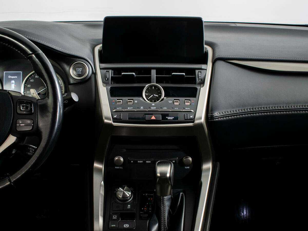 Lexus NX с пробегом — 2017 год. Фото: #8