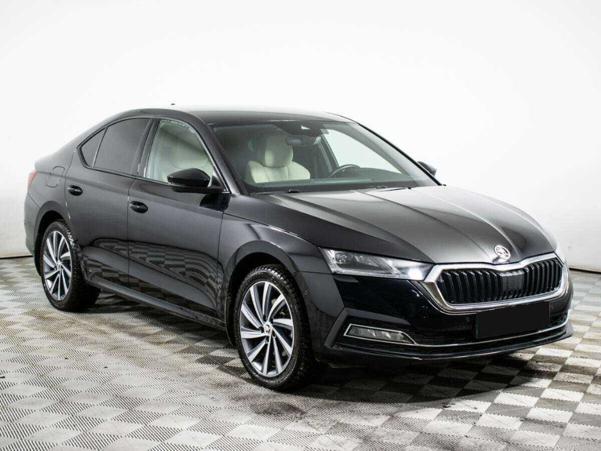 Skoda Octavia с пробегом — 2021 год. Фото: #2
