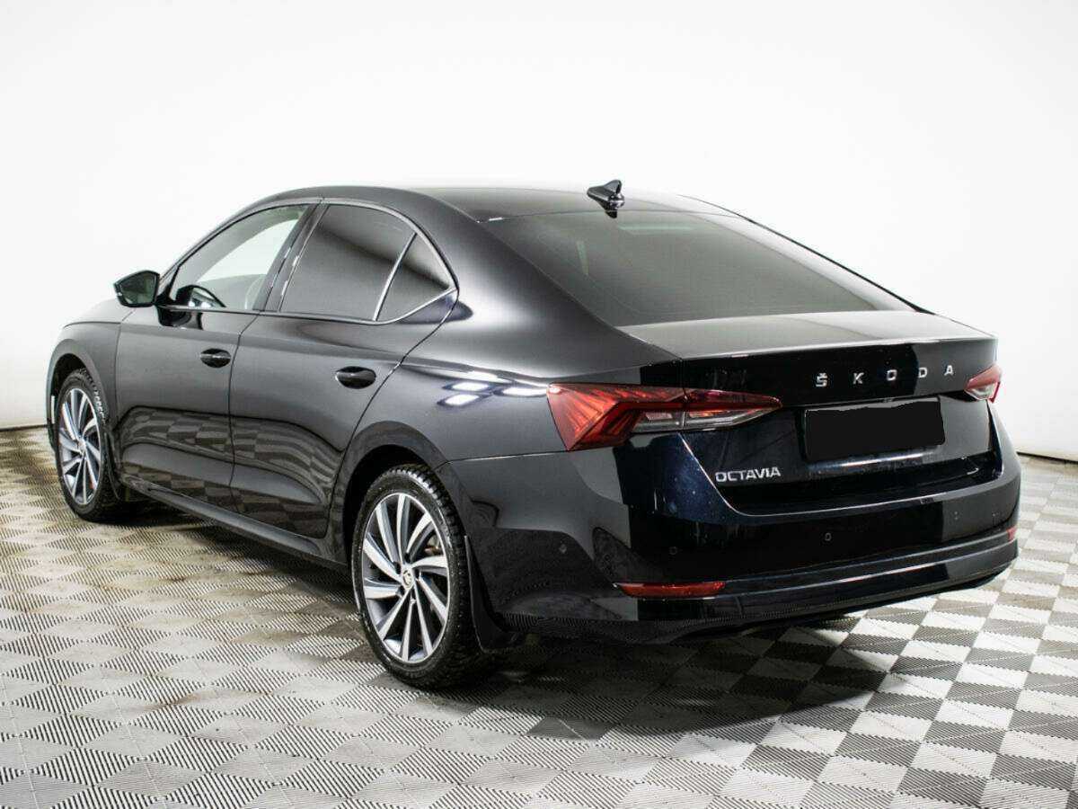 Skoda Octavia с пробегом — 2021 год. Фото: #5