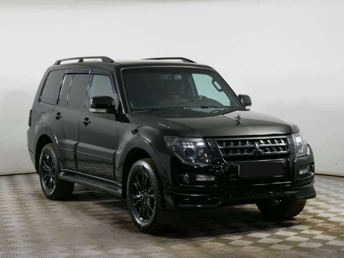 Mitsubishi Pajero с пробегом — 2019 год. Фото: #2