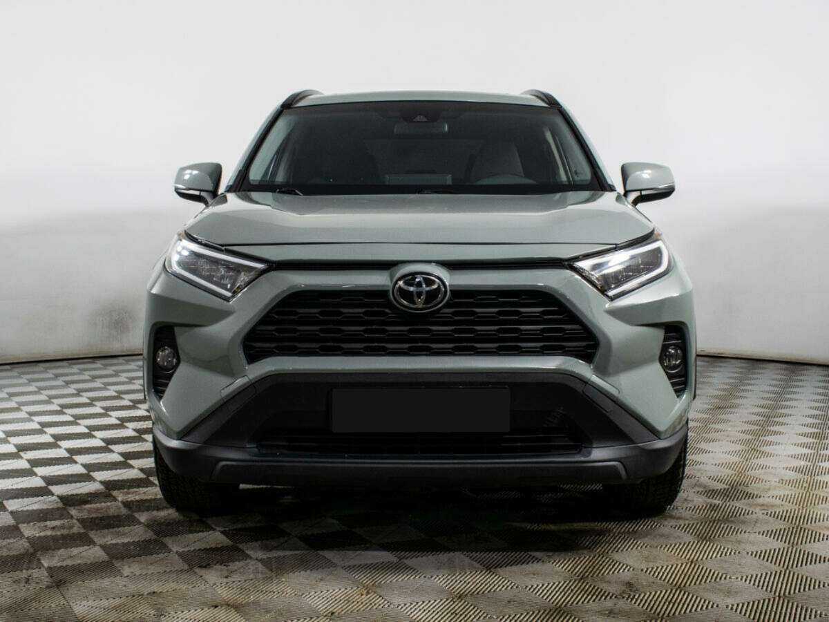 Toyota RAV4 с пробегом — 2019 год. Фото: #1