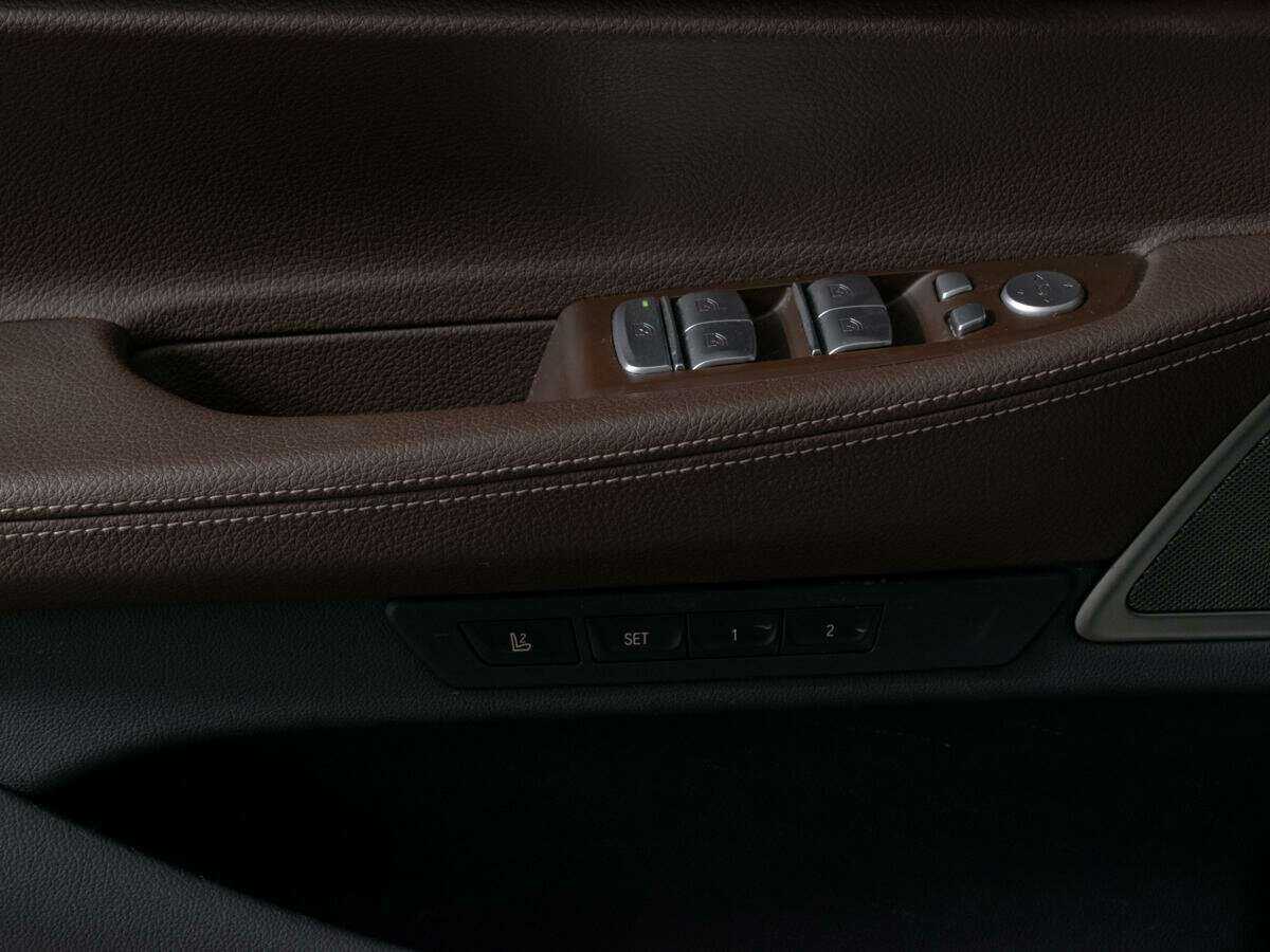 BMW 7 серии с пробегом — 2020 год. Фото: #22