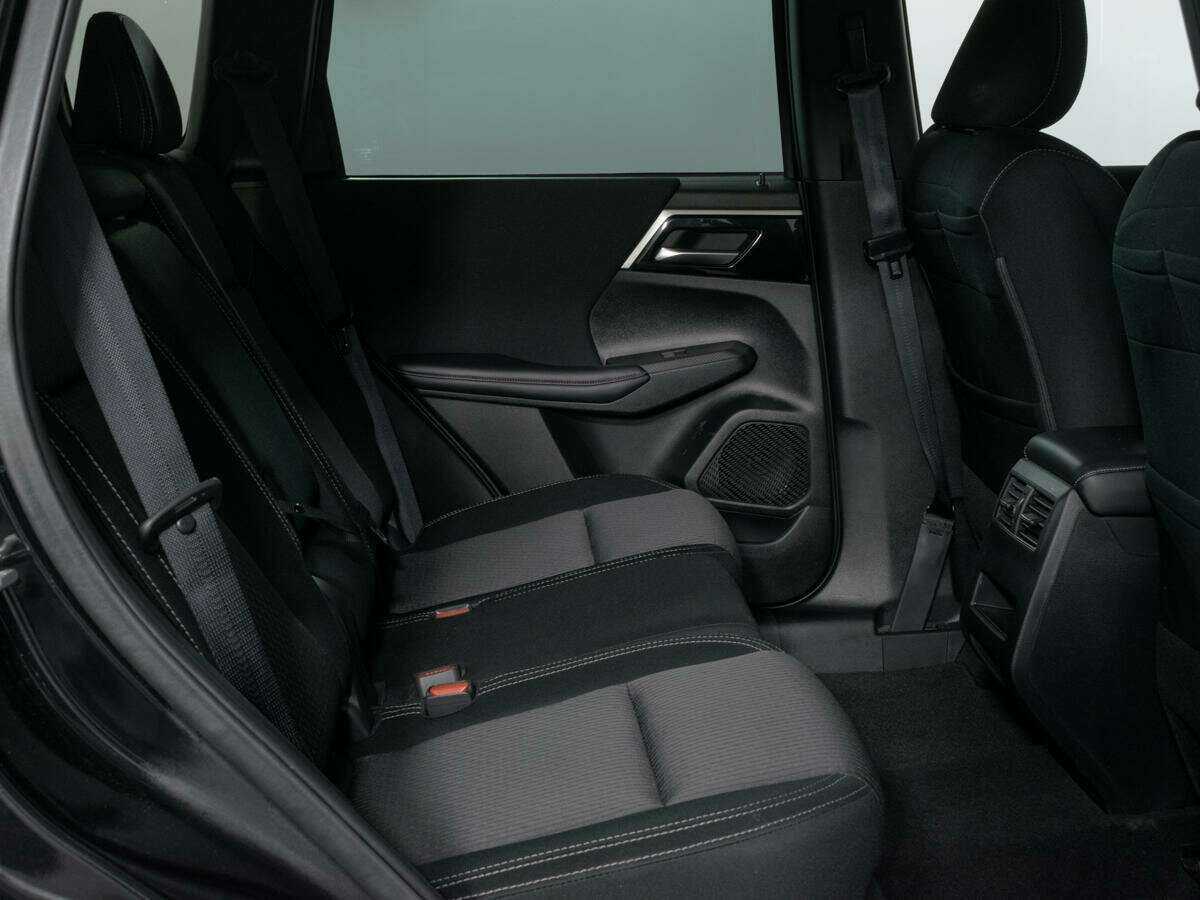 Mitsubishi Outlander с пробегом — 2022 год. Фото: #11