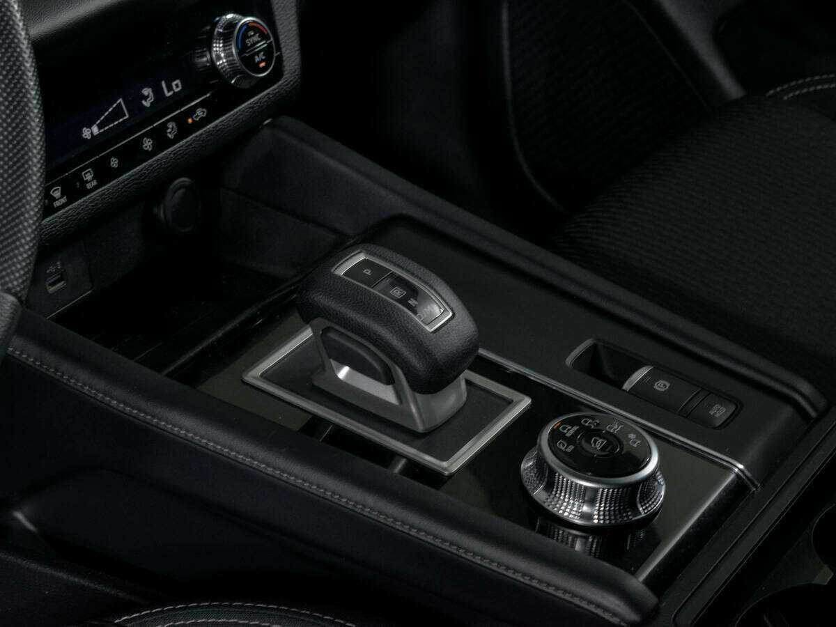 Mitsubishi Outlander с пробегом — 2022 год. Фото: #15