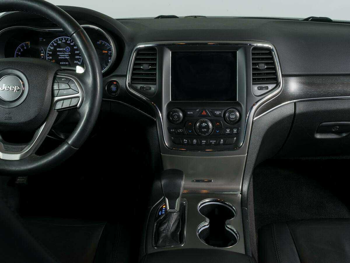 Jeep Grand Cherokee с пробегом — 2017 год. Фото: #9