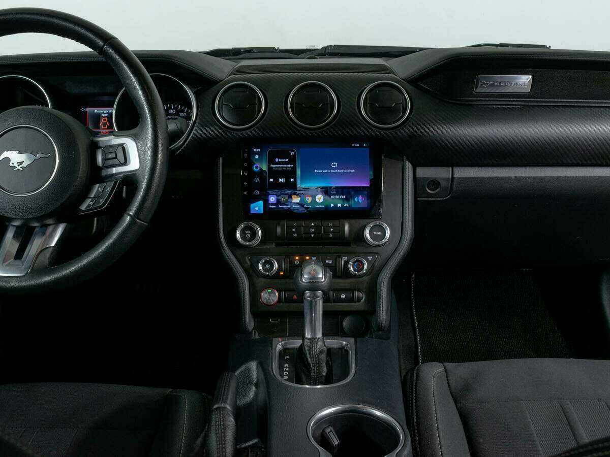 Ford Mustang с пробегом — 2021 год. Фото: #7