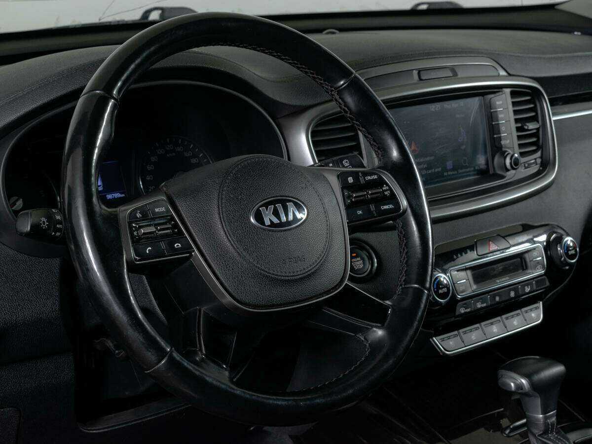 Kia Sorento с пробегом — 2019 год. Фото: #14