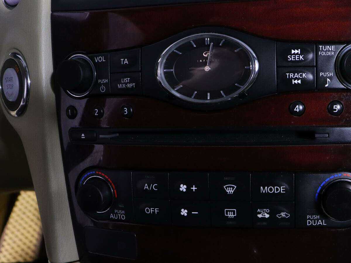 Infiniti EX с пробегом — 2013 год. Фото: #26