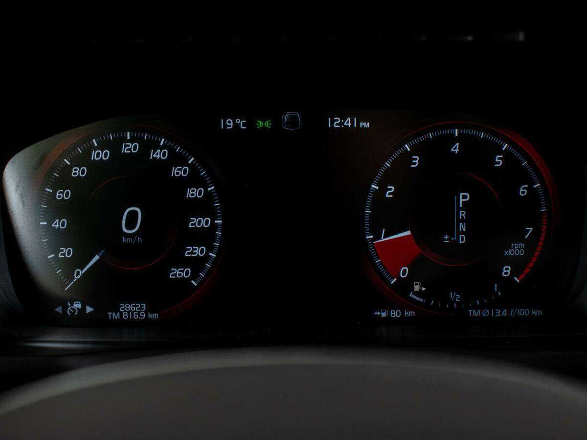 Volvo XC90 с пробегом — 2021 год. Фото: #10