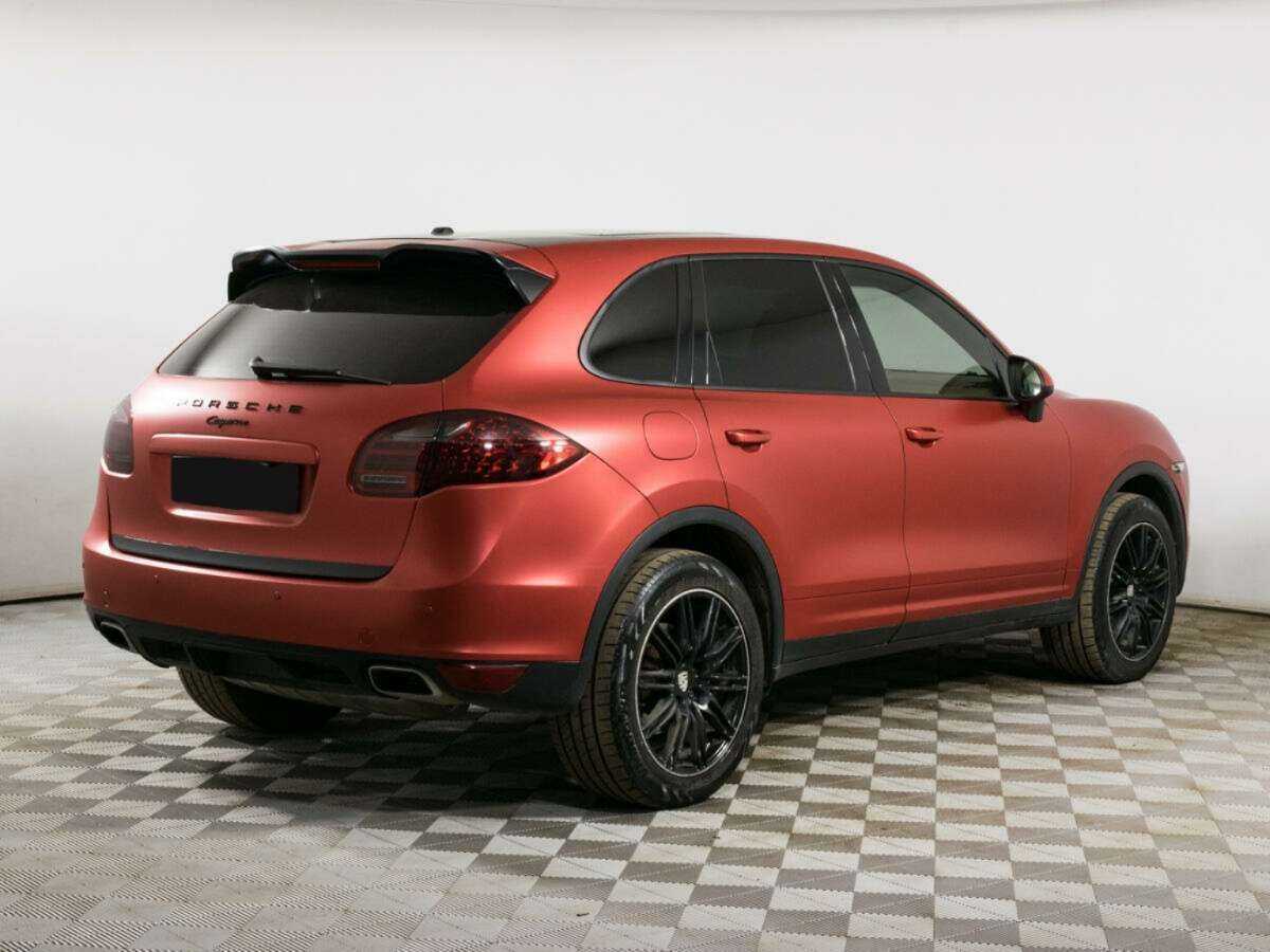Porsche Cayenne с пробегом — 2012 год. Фото: #4