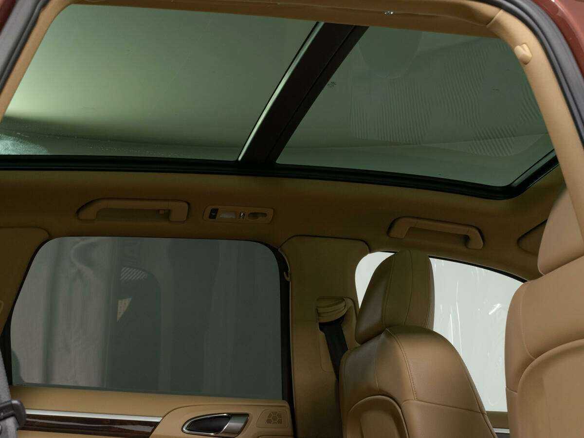 Porsche Cayenne с пробегом — 2012 год. Фото: #15