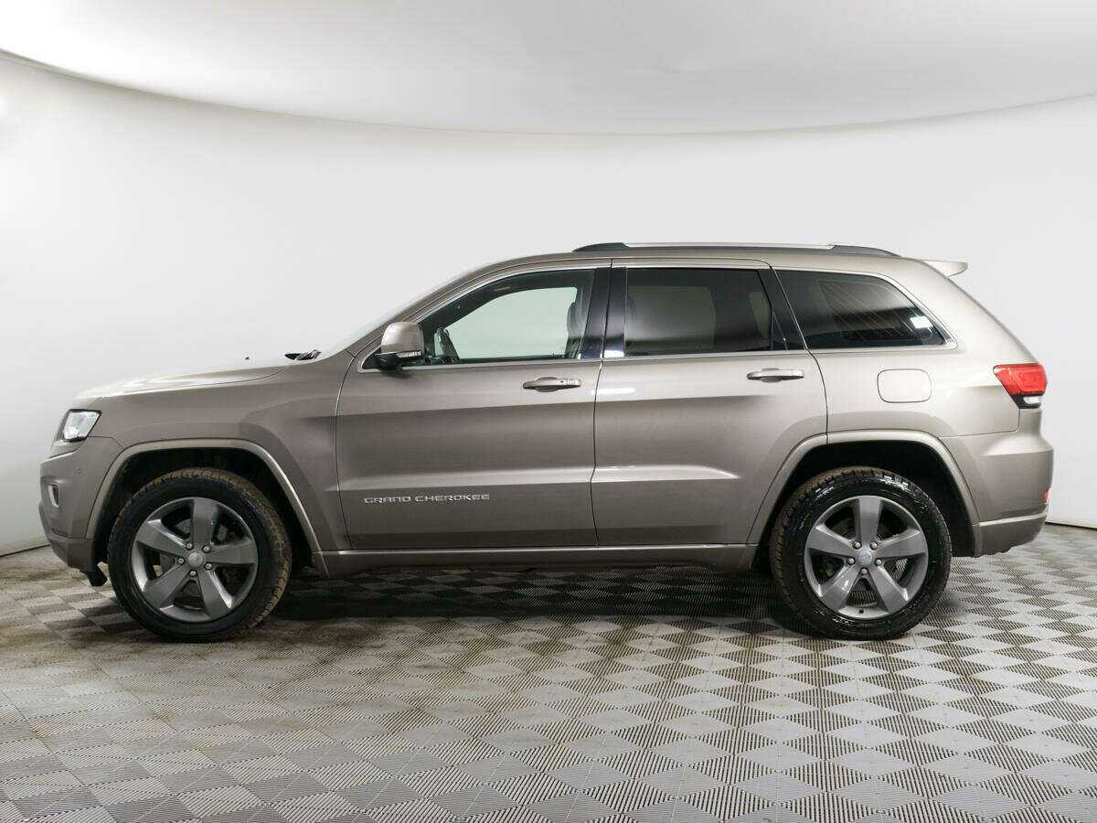 Jeep Grand Cherokee с пробегом — 2016 год. Фото: #7