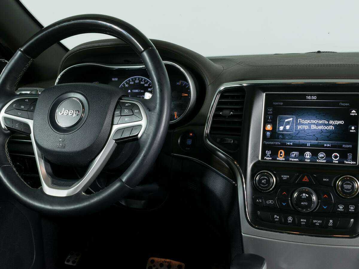 Jeep Grand Cherokee с пробегом — 2016 год. Фото: #10