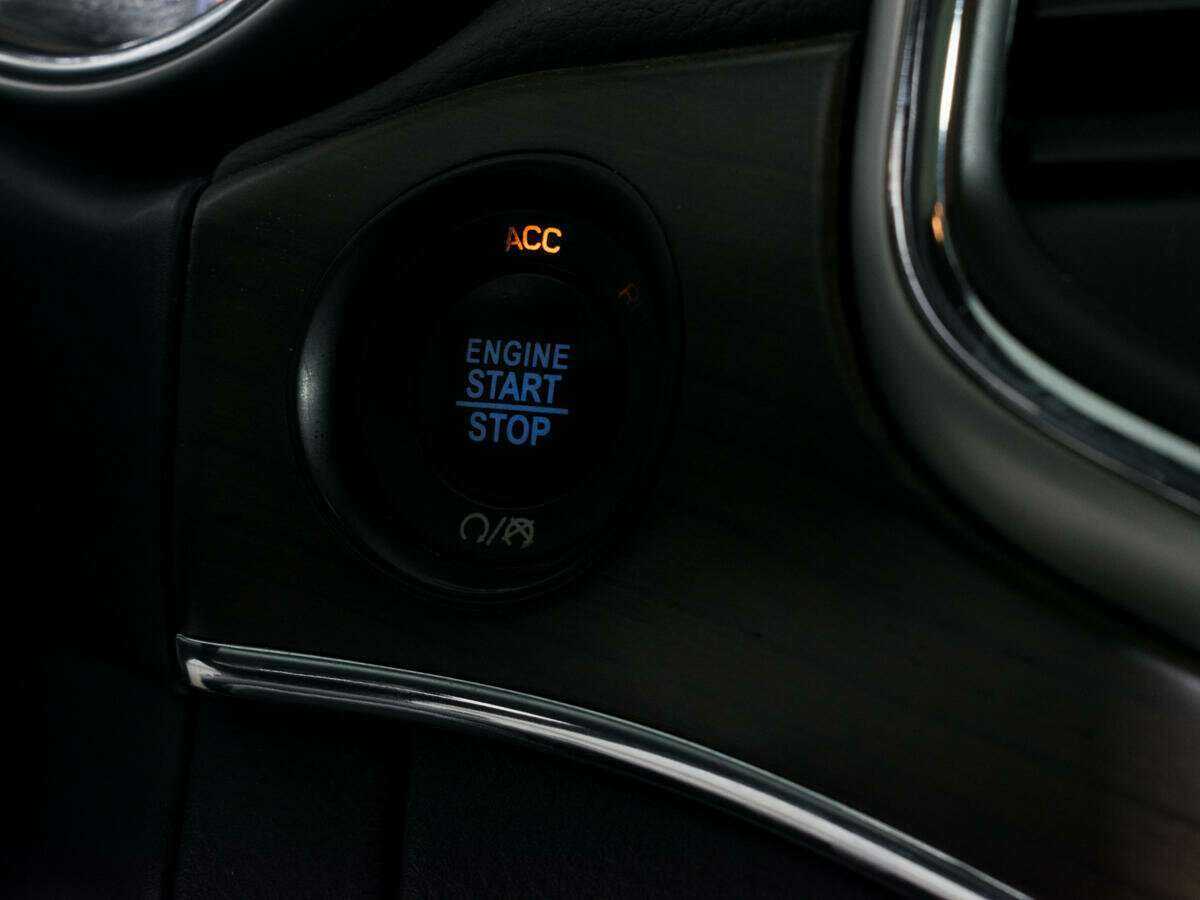 Jeep Grand Cherokee с пробегом — 2016 год. Фото: #17