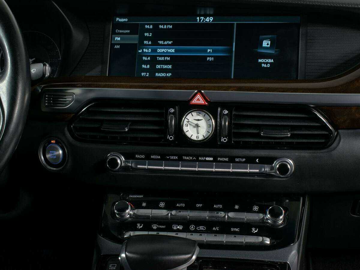Genesis G90 с пробегом — 2017 год. Фото: #12