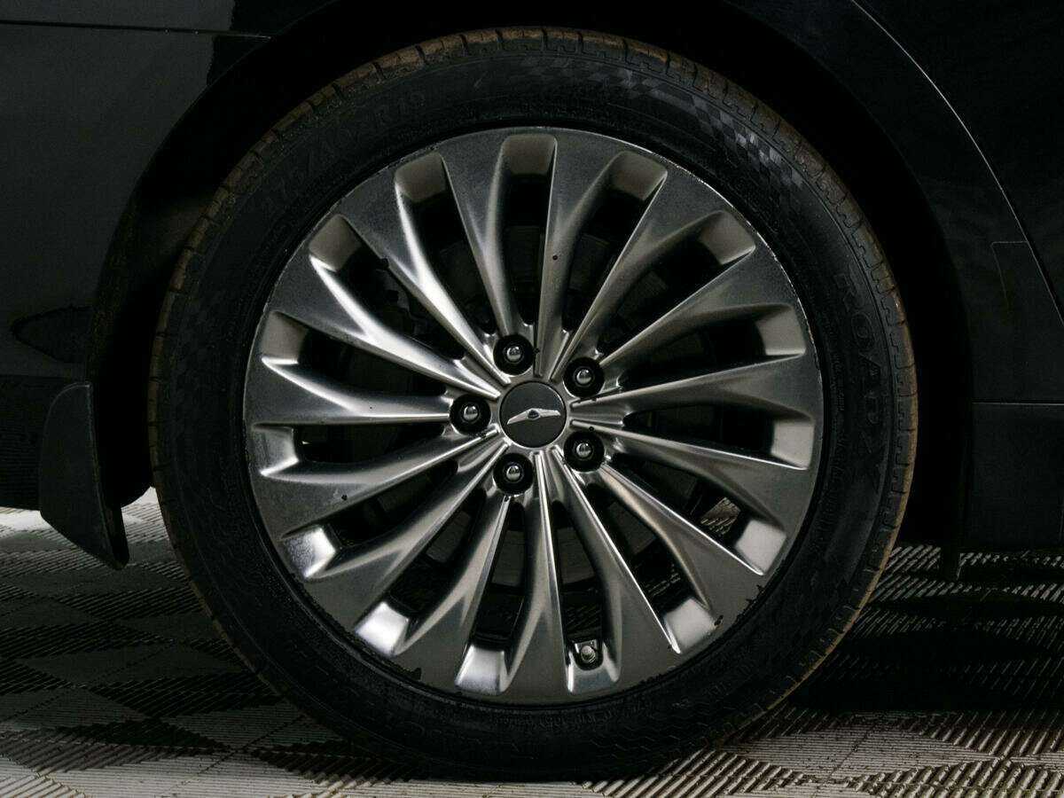 Genesis G90 с пробегом — 2017 год. Фото: #30