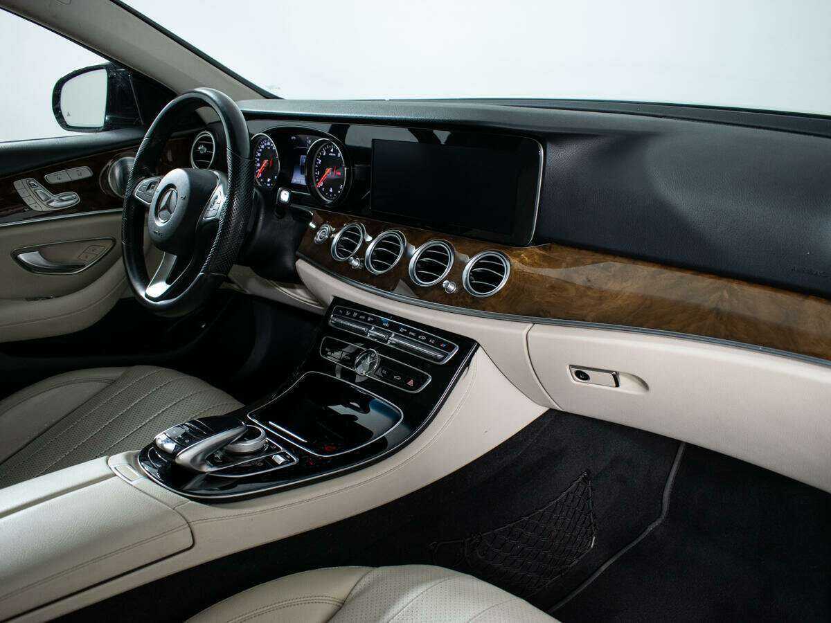 Mercedes-Benz E-Класс с пробегом — 2017 год. Фото: #6