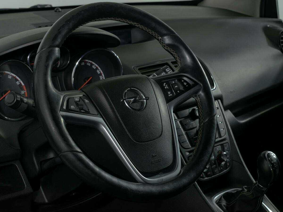 Opel Meriva с пробегом — 2013 год. Фото: #12