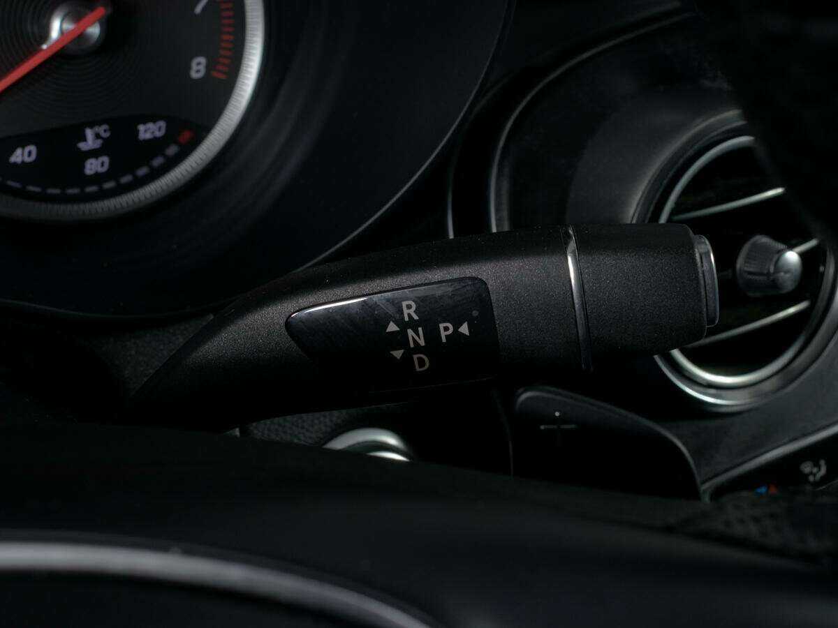 Mercedes-Benz GLC с пробегом — 2019 год. Фото: #15