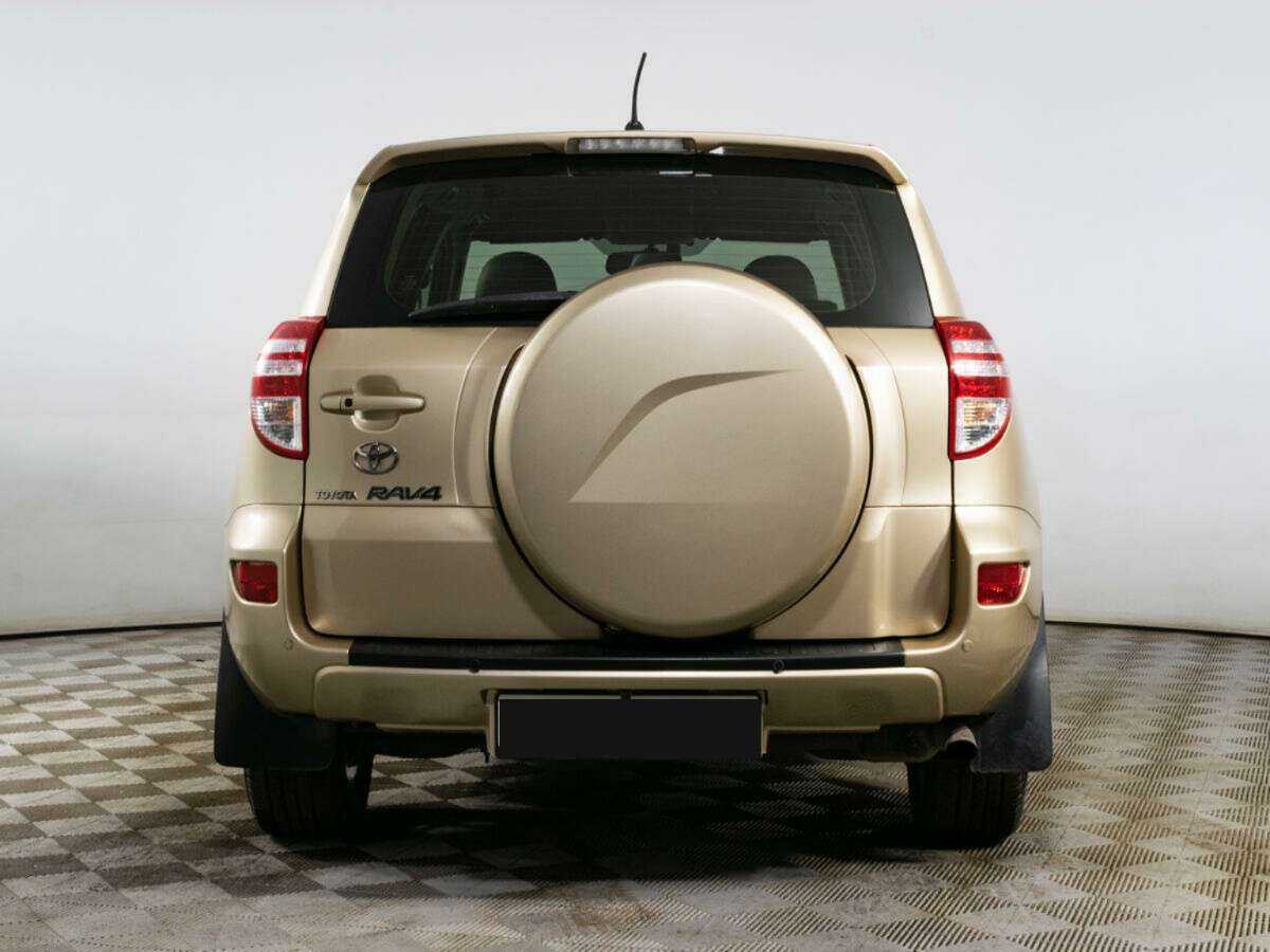 Toyota RAV4 с пробегом — 2010 год. Фото: #2