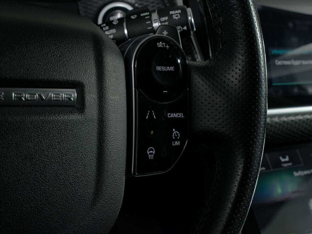 Land Rover Range Rover Velar с пробегом — 2018 год. Фото: #15