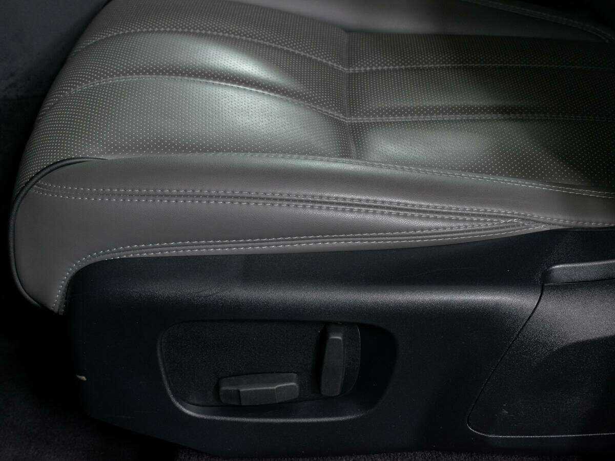 Land Rover Range Rover Velar с пробегом — 2018 год. Фото: #19