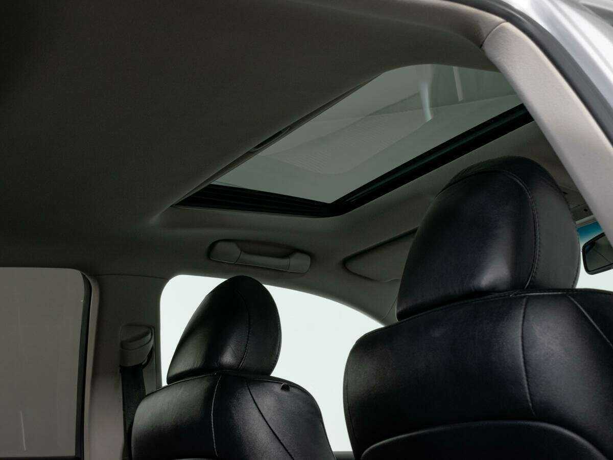 Lexus RX с пробегом — 2010 год. Фото: #11