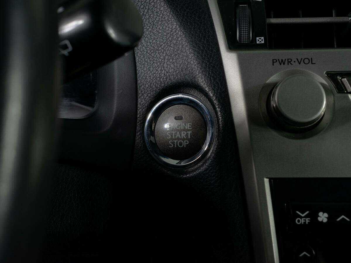 Lexus RX с пробегом — 2010 год. Фото: #14