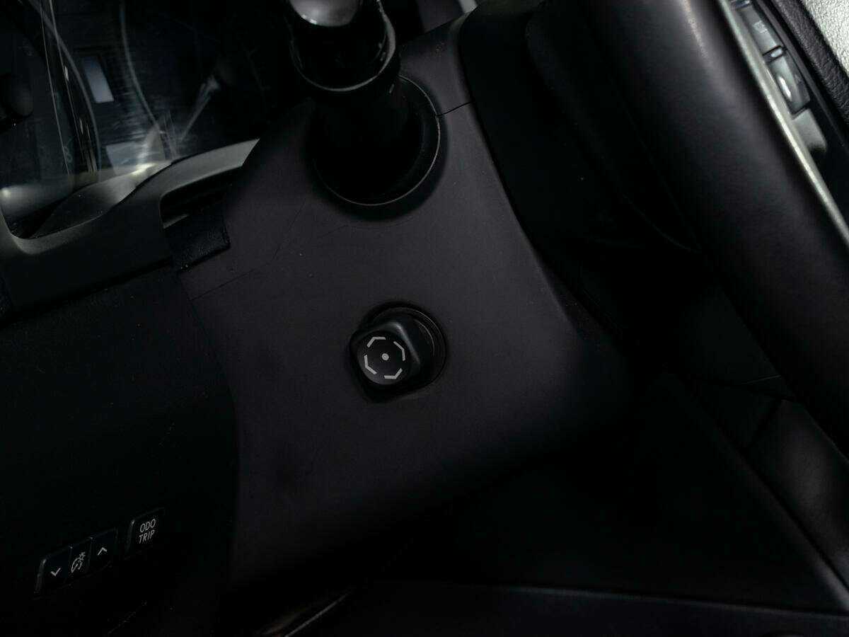 Lexus RX с пробегом — 2010 год. Фото: #15