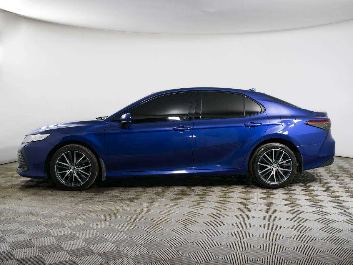 Toyota Camry с пробегом — 2021 год. Фото: #6