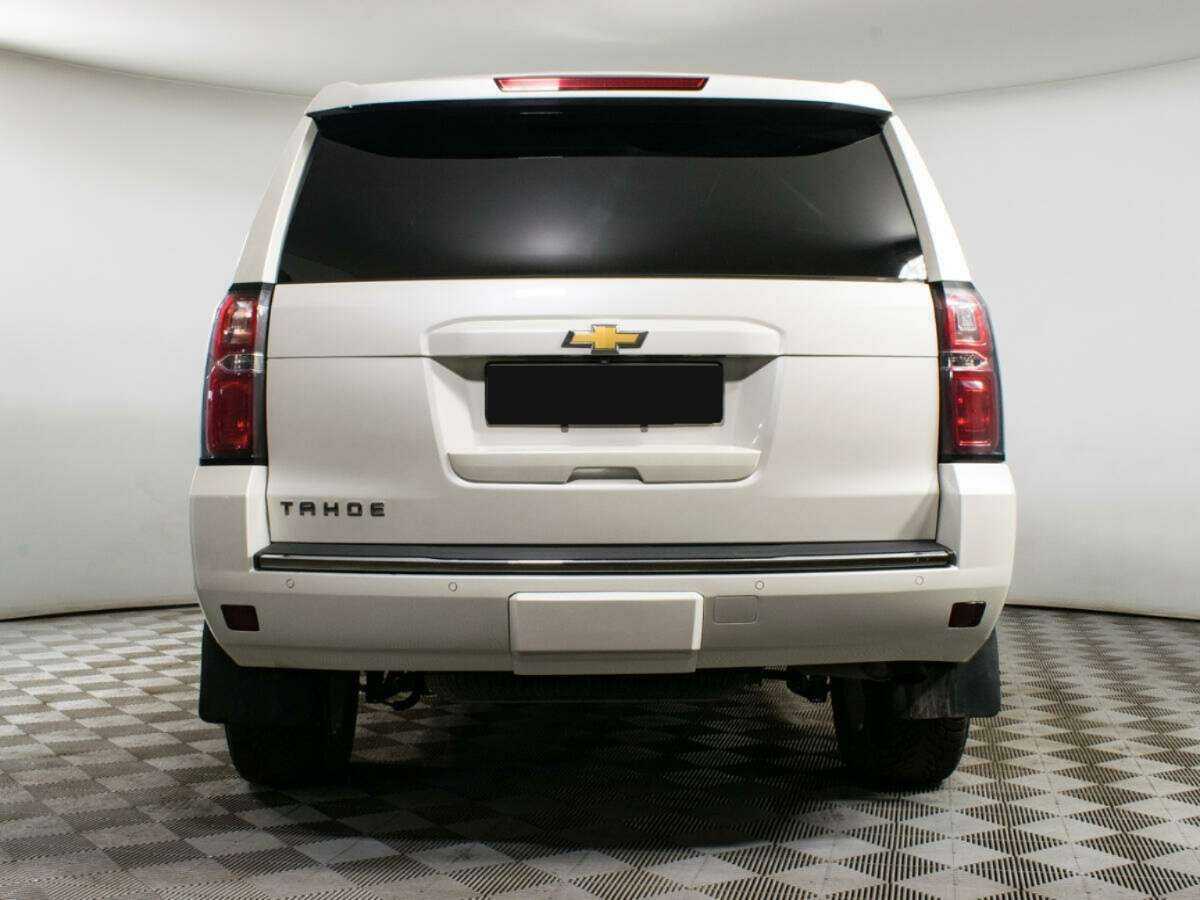 Chevrolet Tahoe с пробегом — 2016 год. Фото: #5